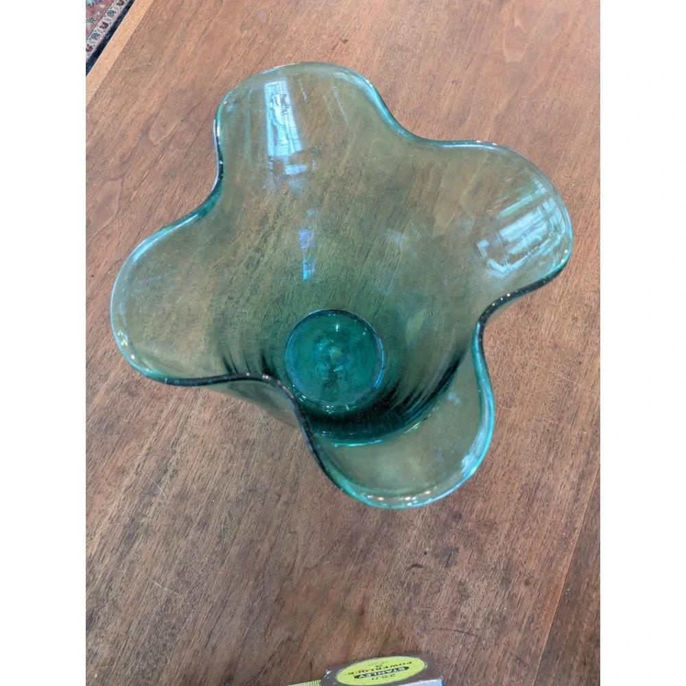 Green / Turquoise Vintage Hand Blown Blenko Vase #404, ~8.5